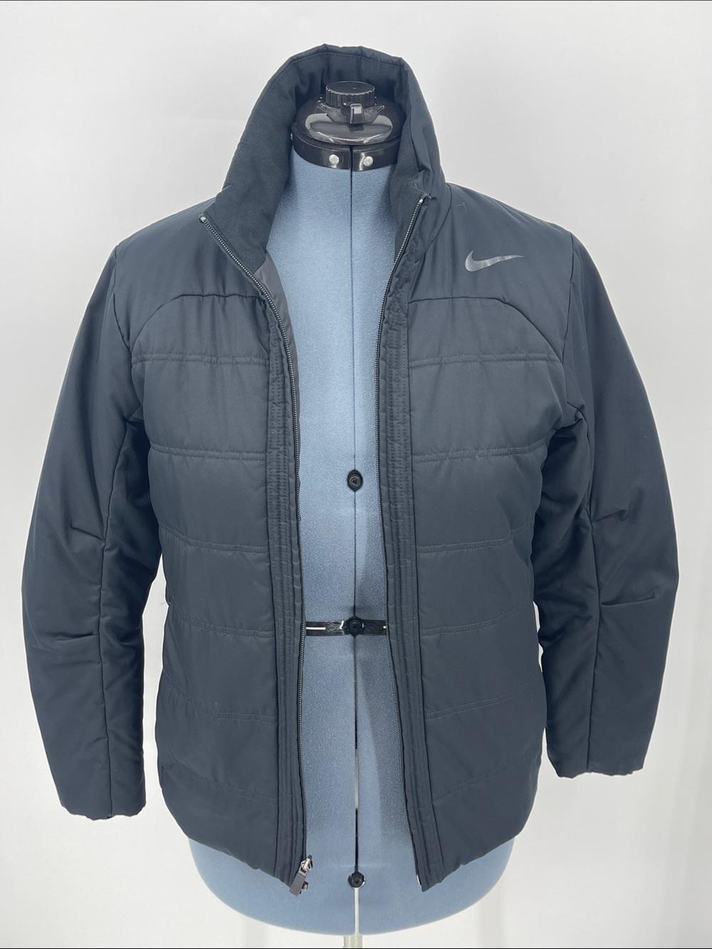 Nike Men's BLACK Quilted Puffer Jacket SIZE M